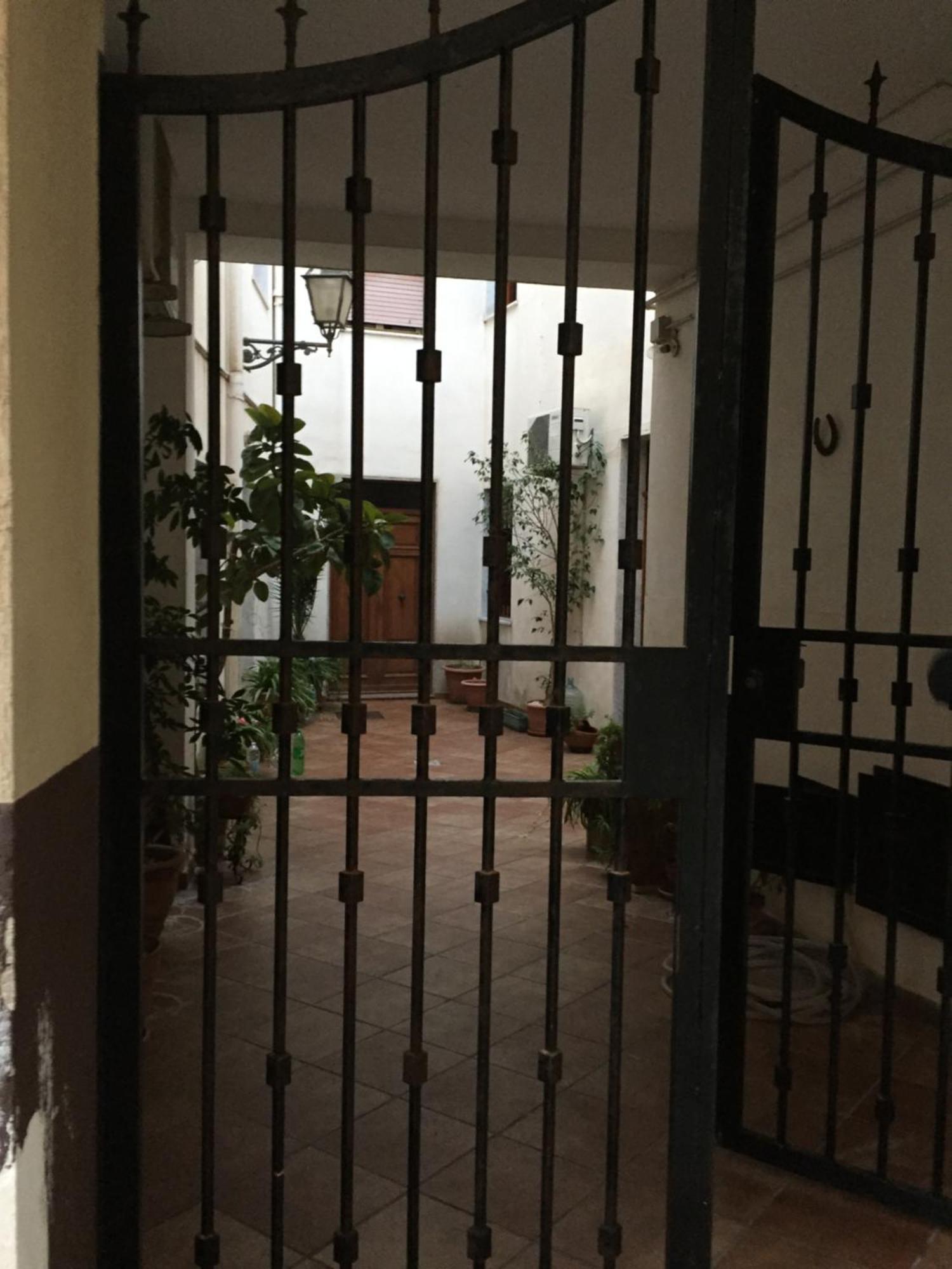 דירות סמבוקה די סיצ'יליה Casa Bila מראה חיצוני תמונה